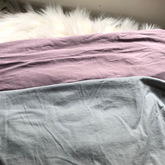 Lululemon Love Tee (2) - Picture 2 of 2